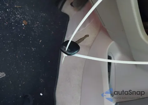 2011 Toyota Camry Le from USA, damaged, VIN 4T1BF3EK8BU175588